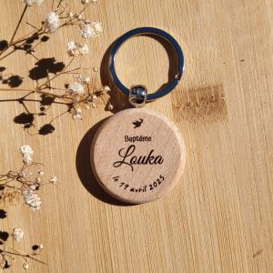 Porte-clé en bois personnalisé – Baptême
