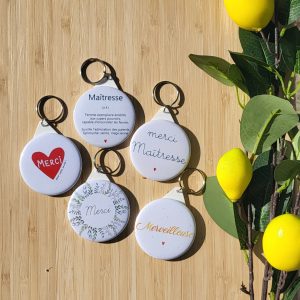 Porte-clé coloré – Collection Merci Maîtresse