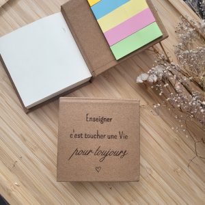 Bloc-notes personnalisé « Enseigner, c'est toucher une vie pour toujours