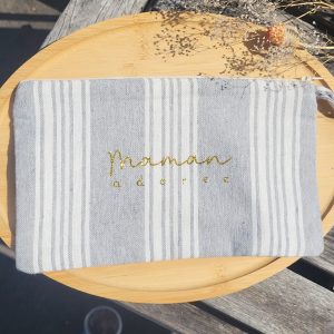 ⭐ Pièce unique – Trousse fouta grise « Maman adorée »