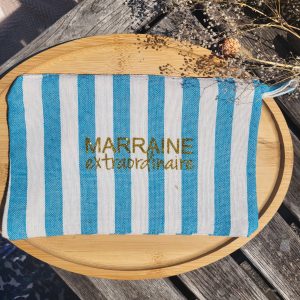 ⭐ Pièce unique – Trousse fouta turquoise « Marraine extraordinaire »